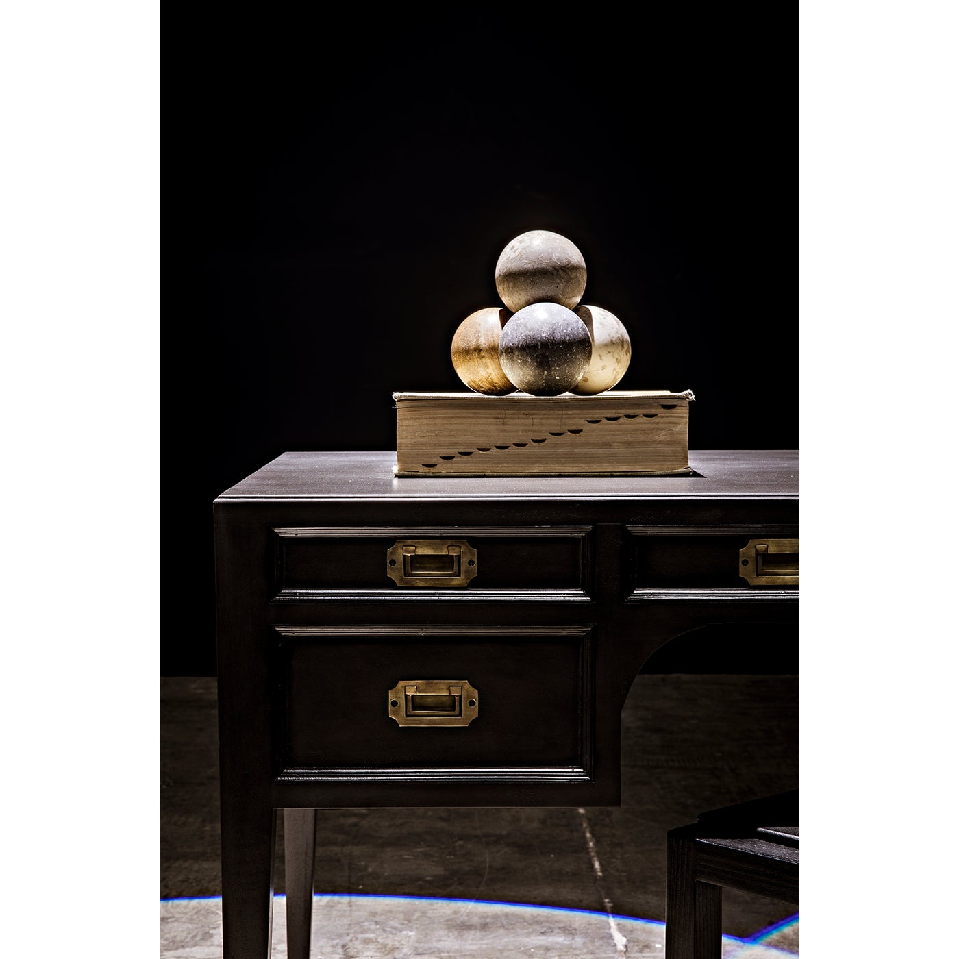 Noir Africa Desk