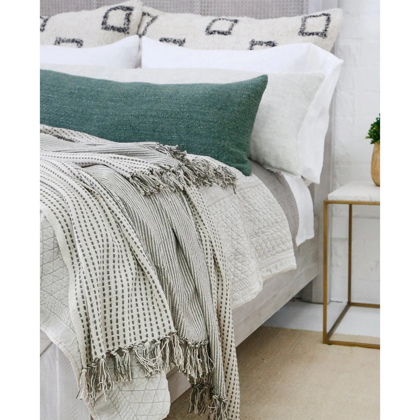 Pom Pom At Home Jagger Oversized Throw