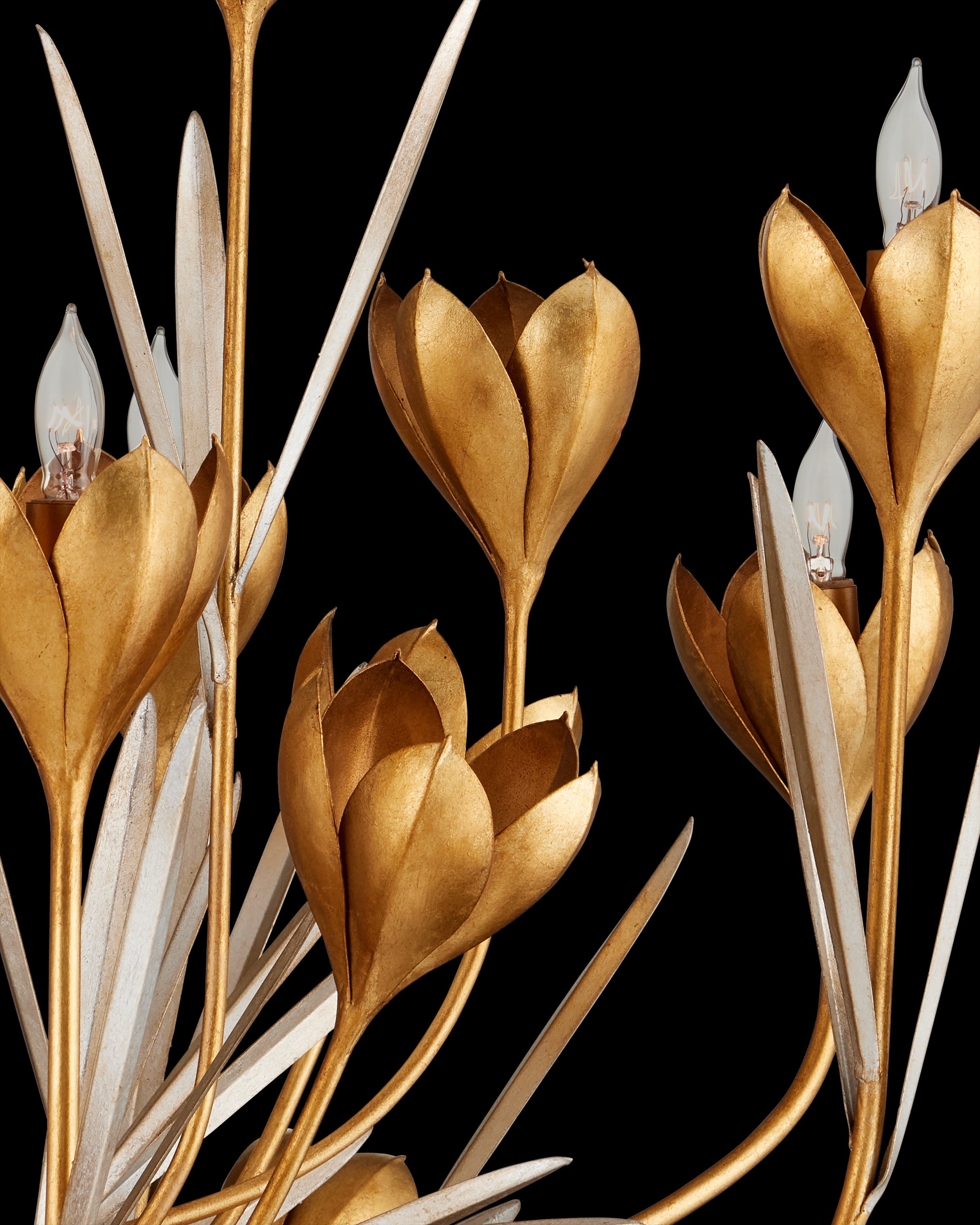 Currey & Company Hortensia Chandelier