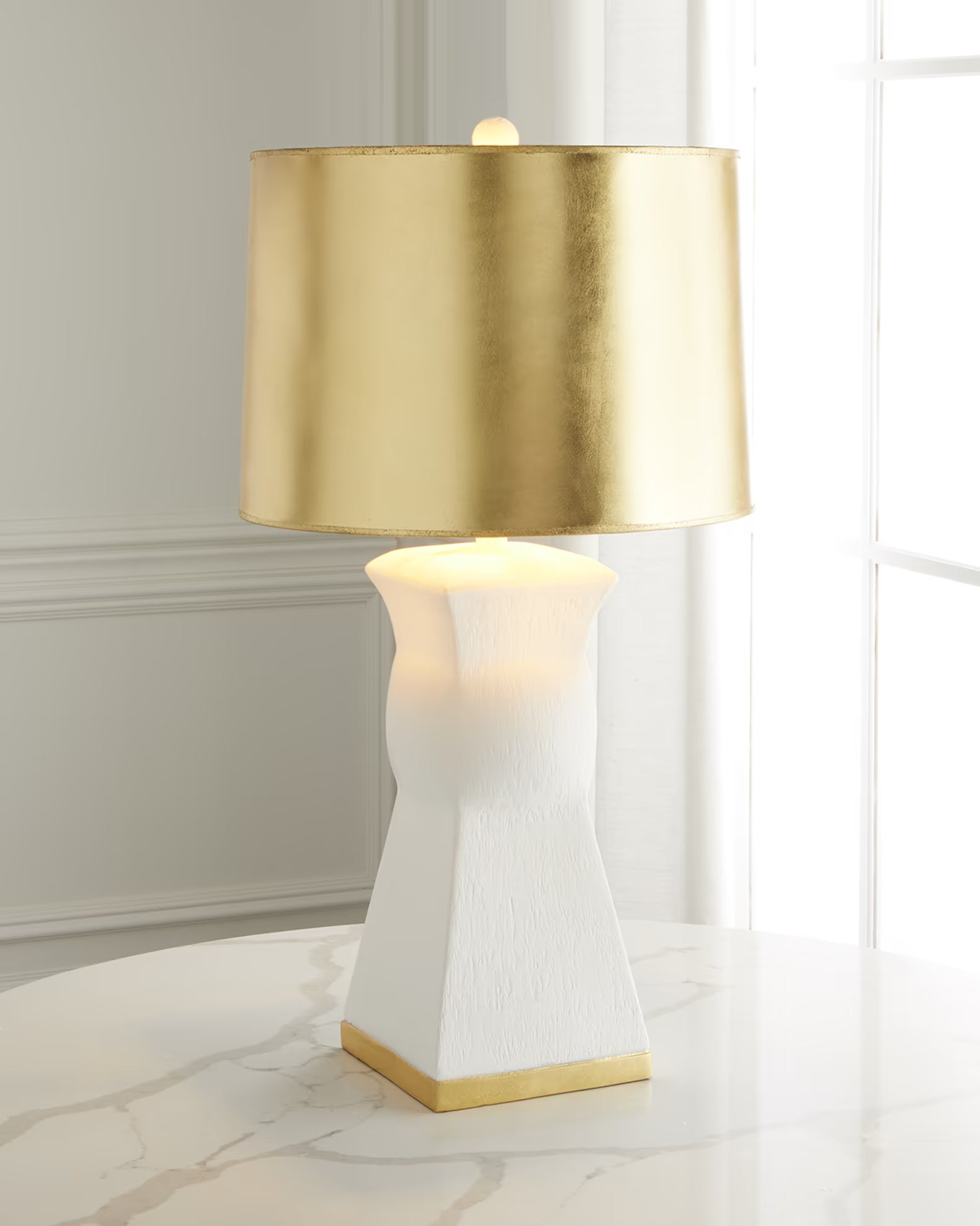 Old World Design Haven Lamp