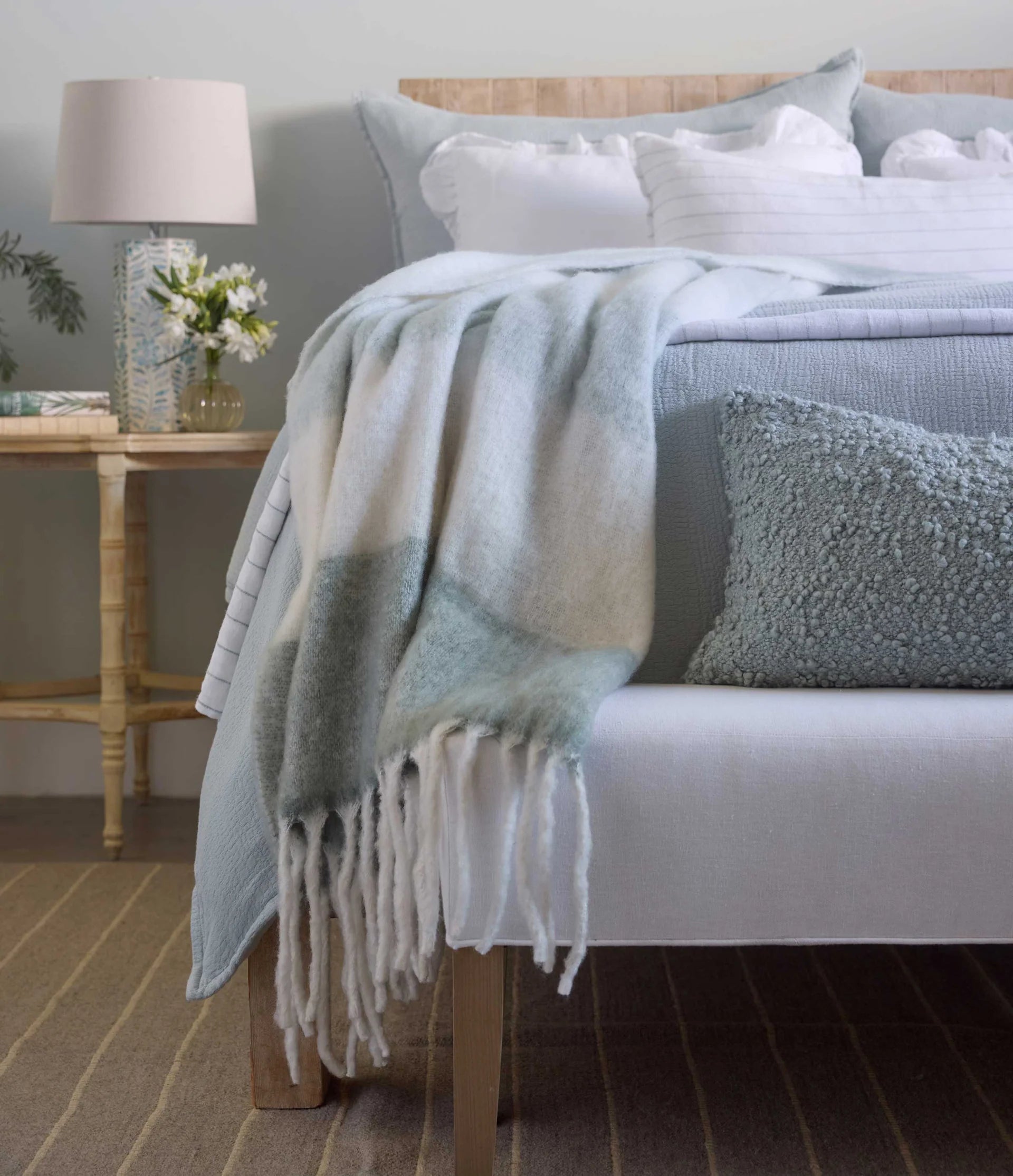 Pom Pom At Home Whistler Throw