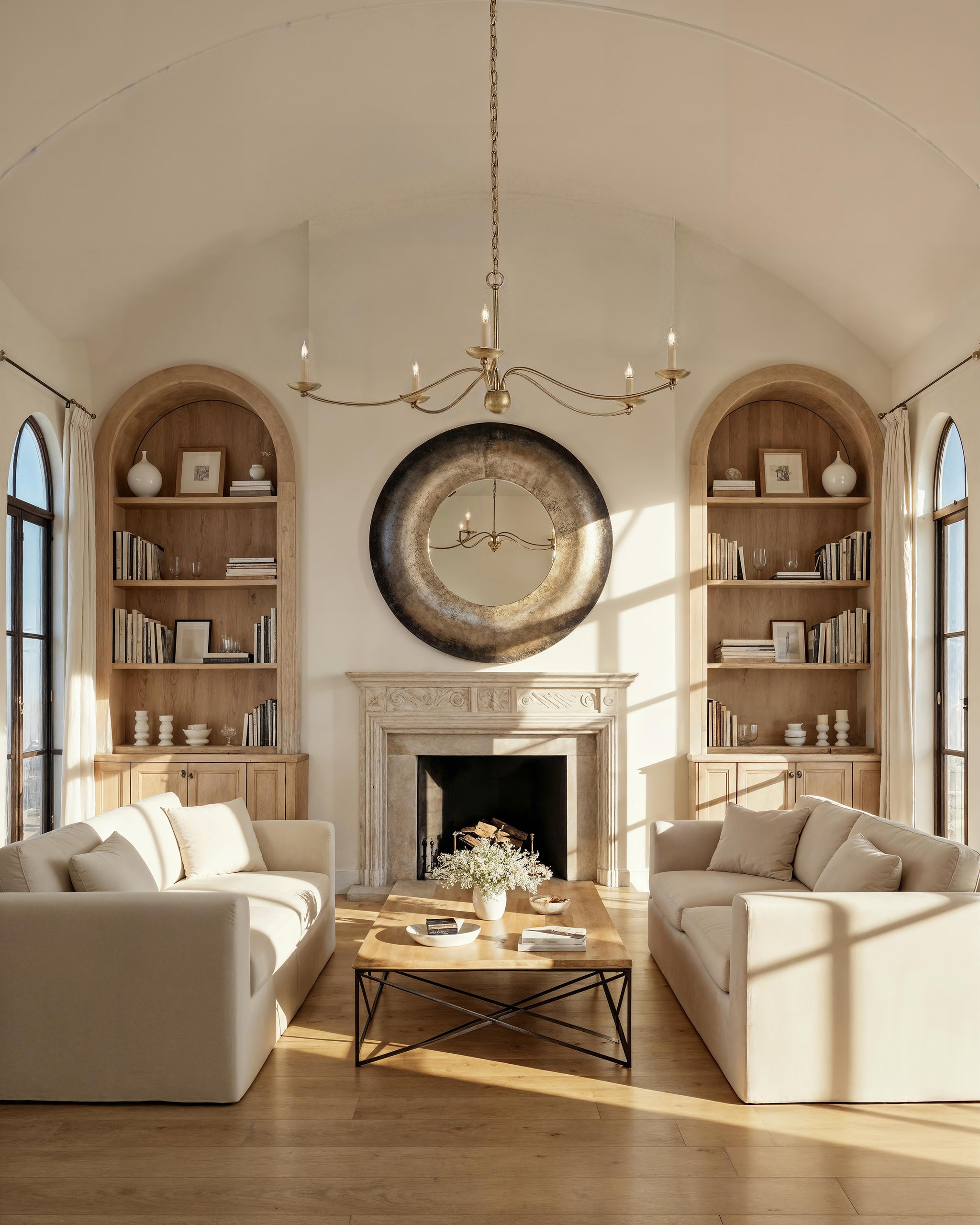Currey & Company Franz Chandelier