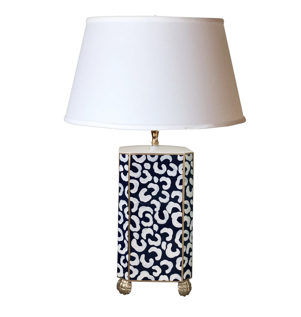 Dana Gibson Leo Spotted Lamp