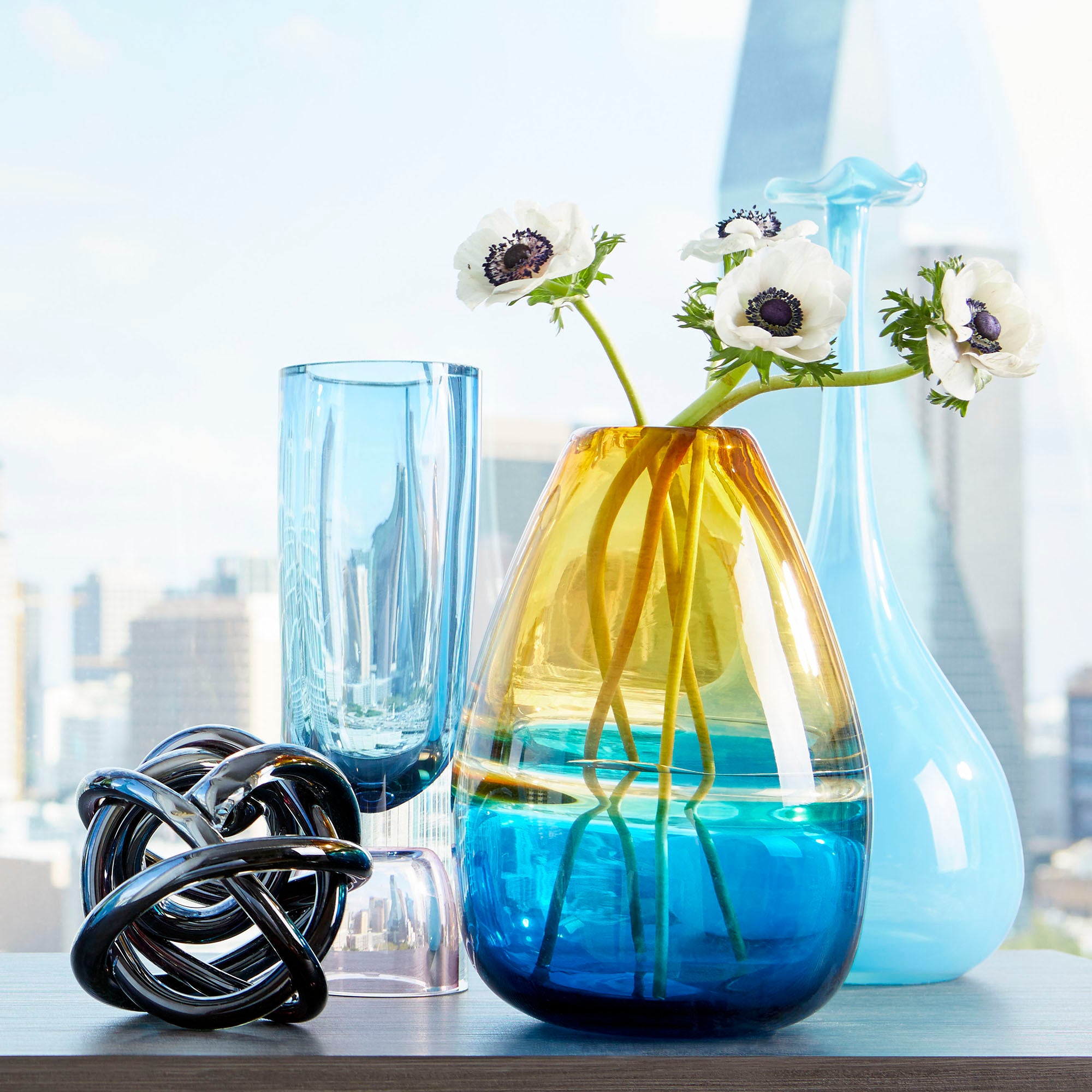 Large Majeure Vase By Cyan Design