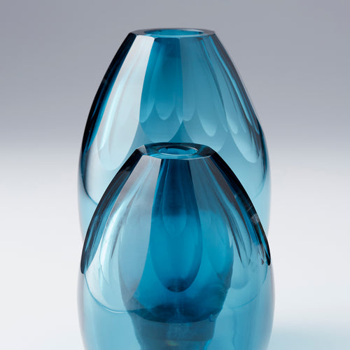 Small Cressida Vase By Cyan Design