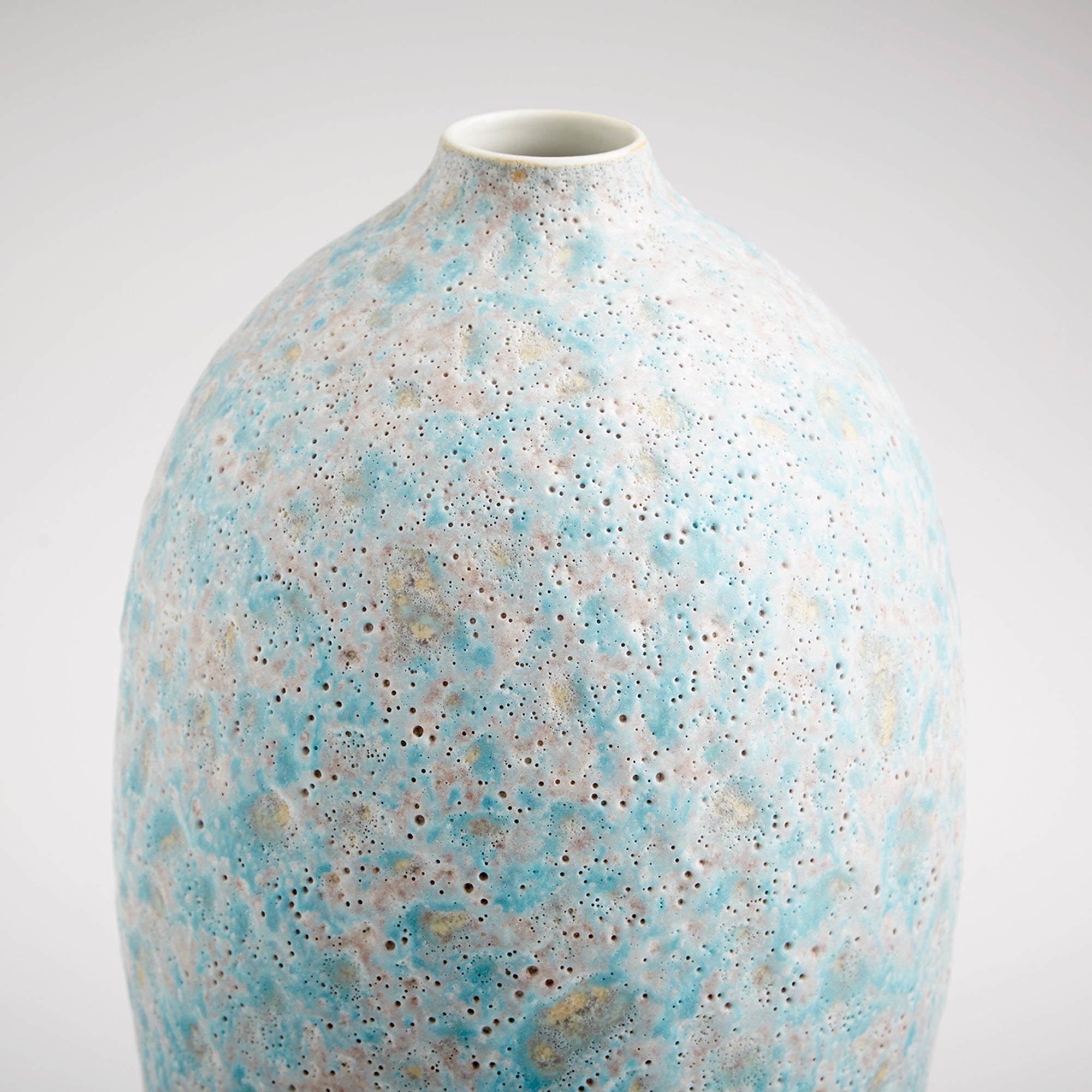 Sumba Vase By Cyan Design
