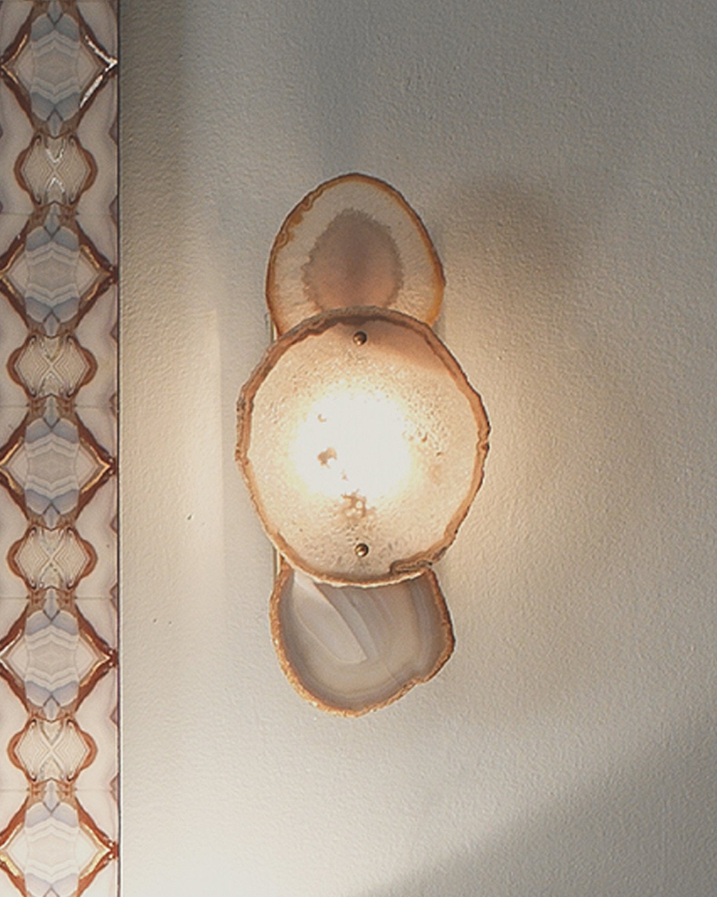 Jamie Young Trinity Wall Sconce In Pale Lavender Agate