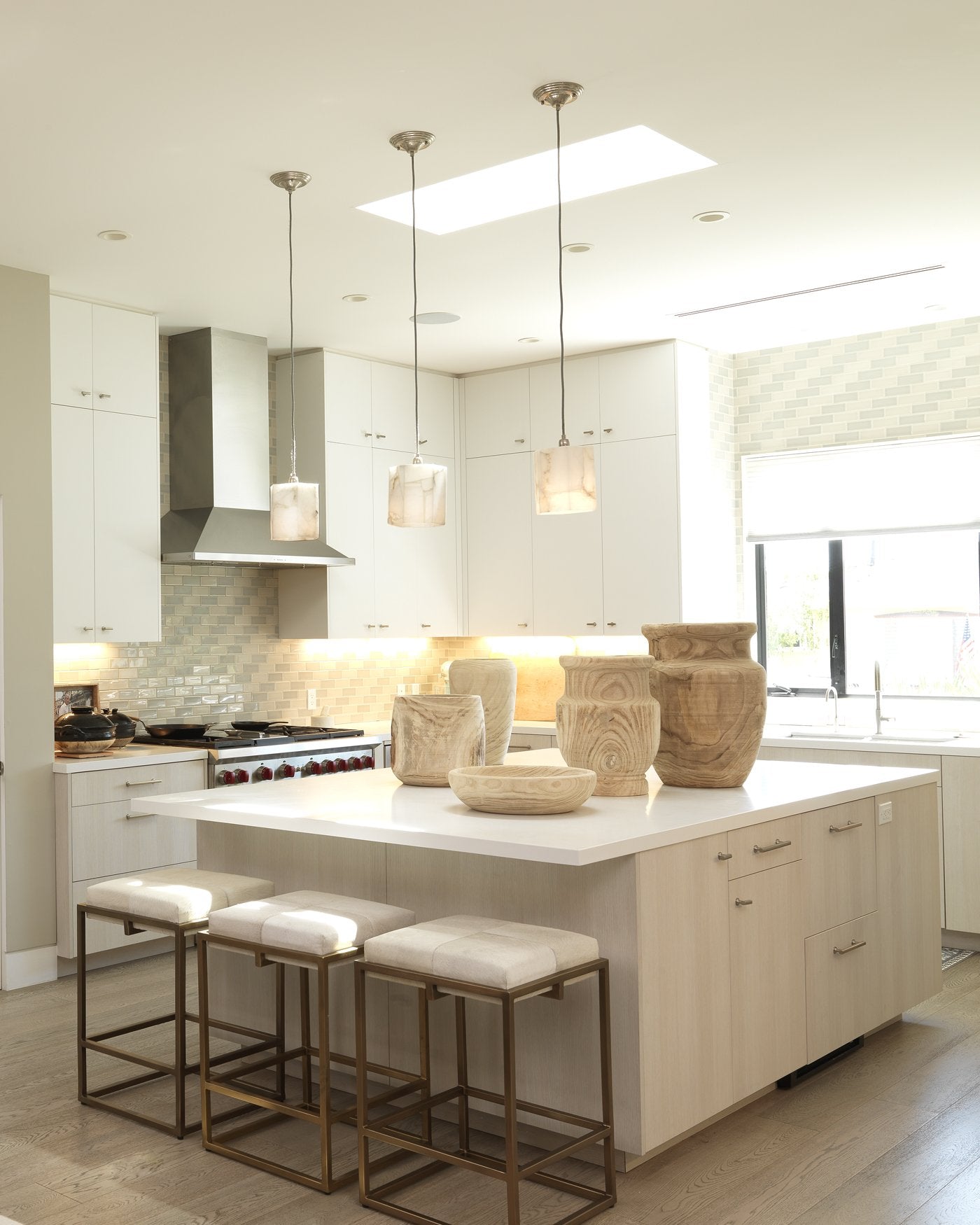 Jamie Young Borealis Hexagon Pendant In Alabaster