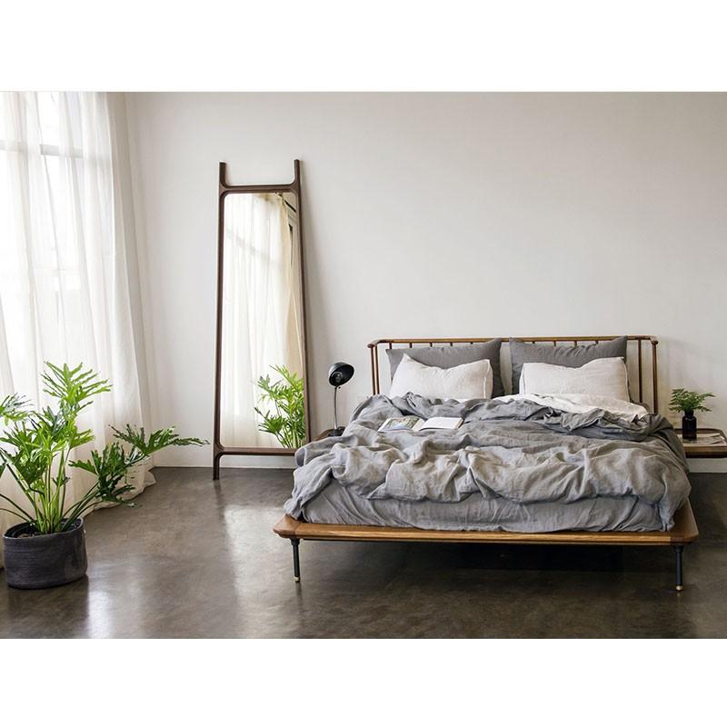 District Eight Distrikt Bed King Bed