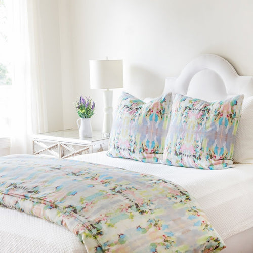 Laura Park Lemonade Stand Bedding Collection