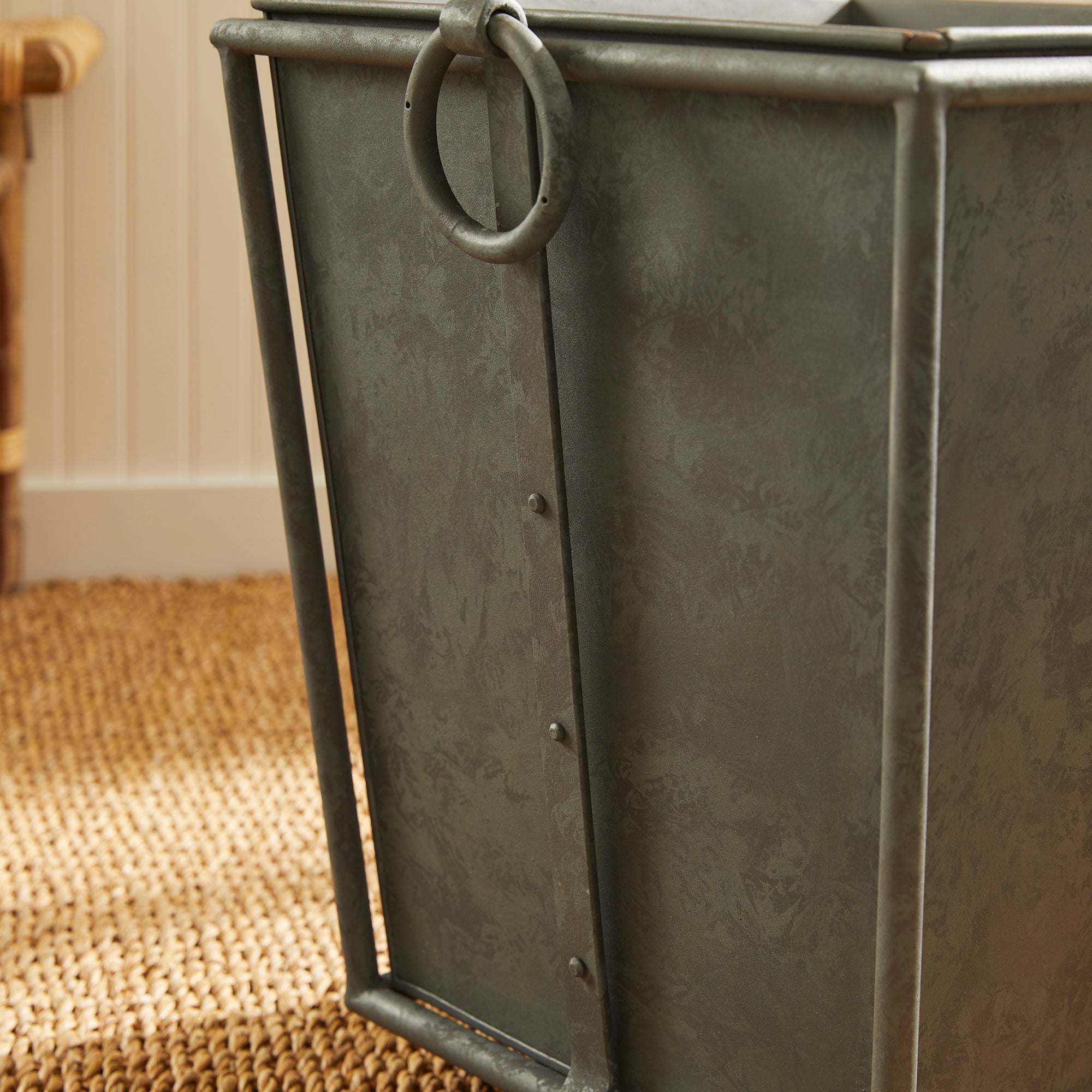 Callahan Tapered Planter Short