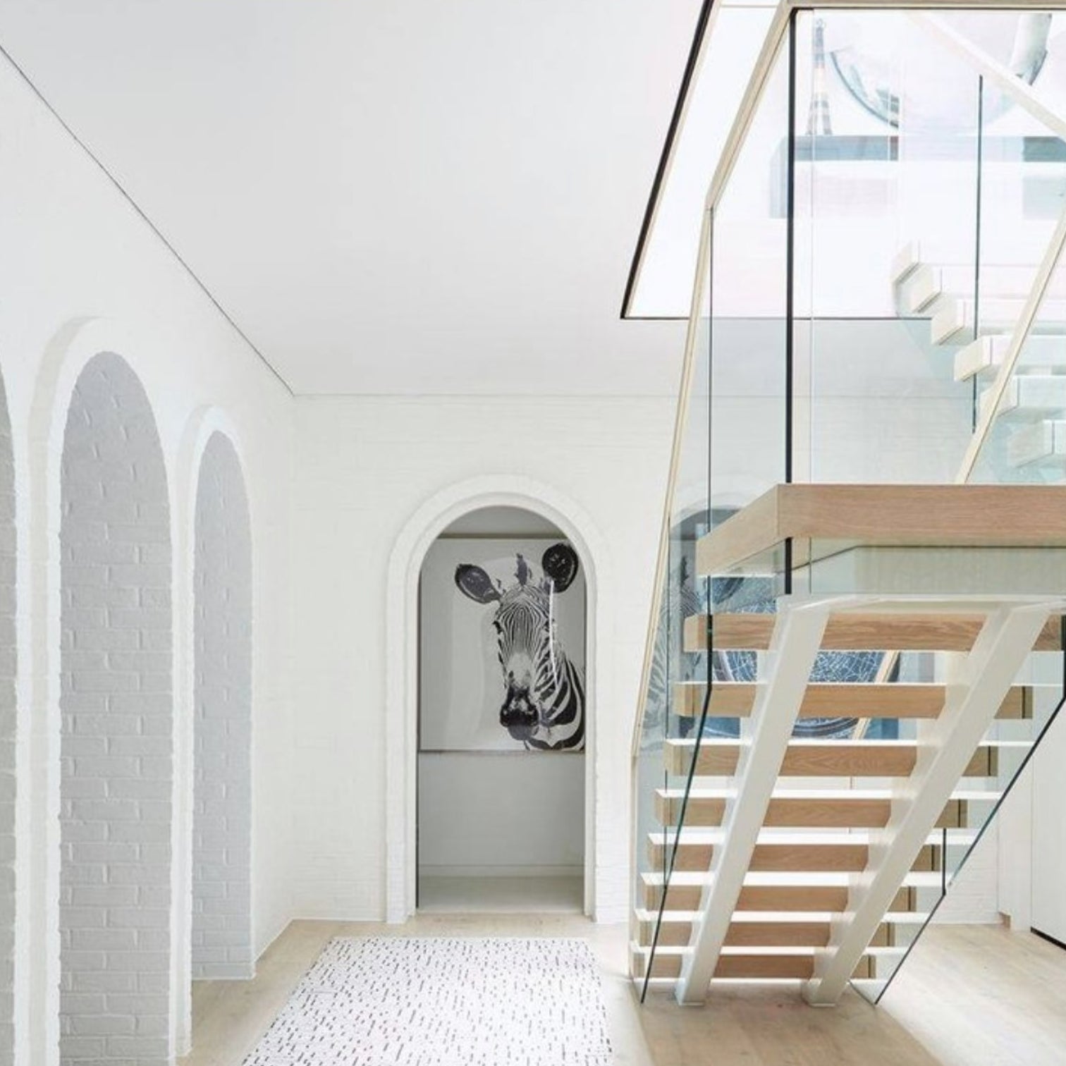 Natural Curiosities Tylinek Zebra Art