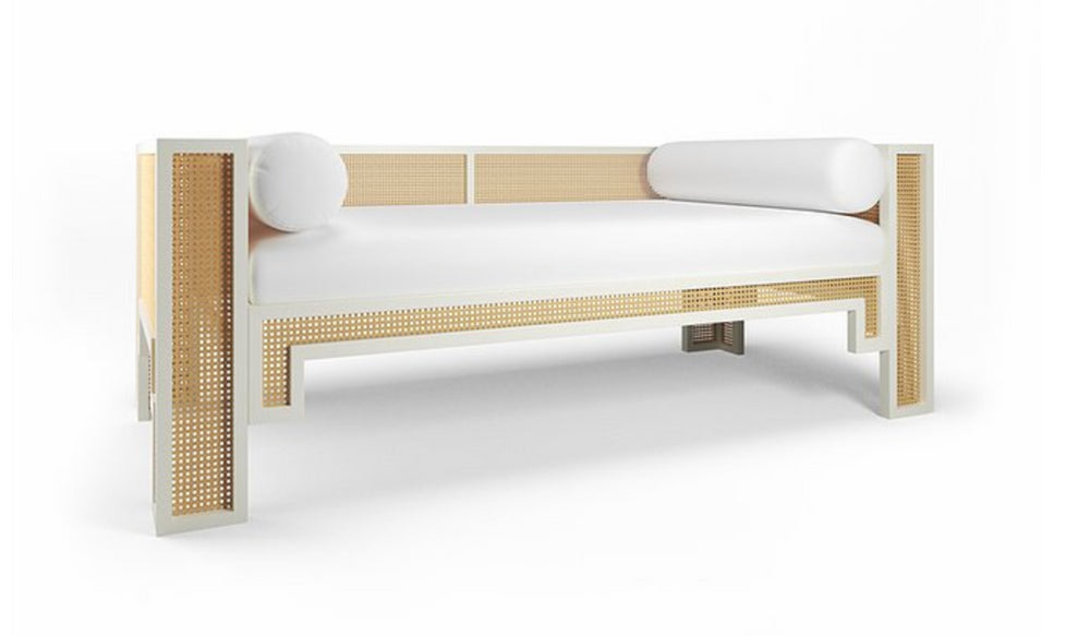 Maggie Cruz Alexandra Daybed