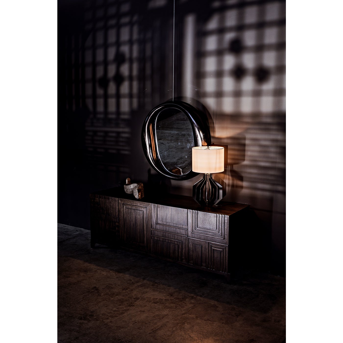 Noir Oh Mirror, Charcoal Black
