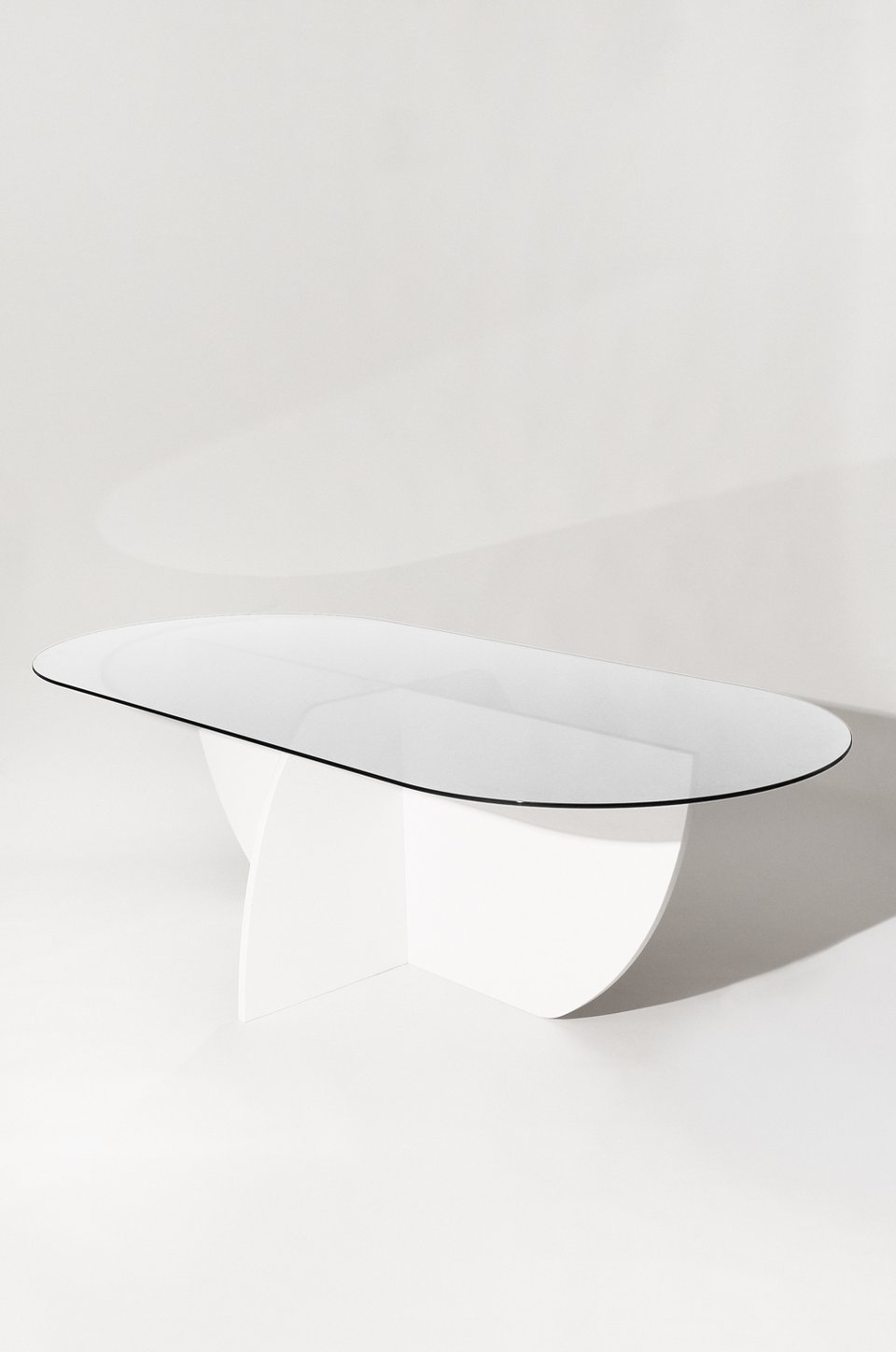 Yield Design Aurora Dining Table, White Mosaic & Clear Glass