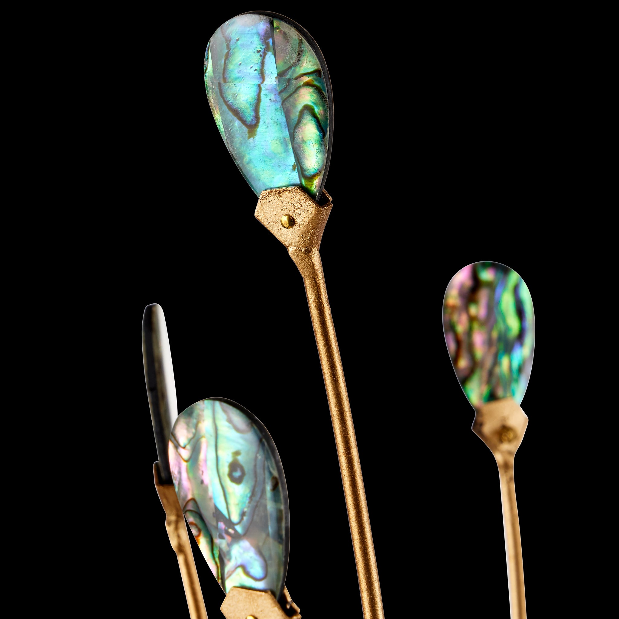 Currey & Company Delphos 19.5" Paua Shell 6 Light Chandelier