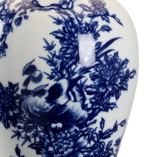 Chelsea House Chesterton Lamp in Blue and White