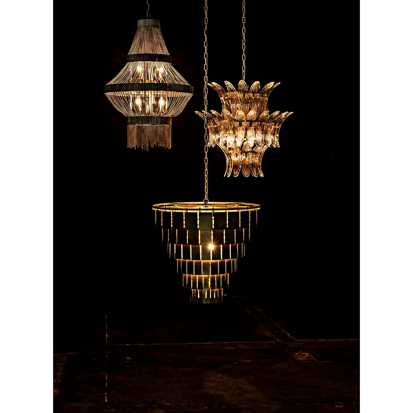 Noir King Chandelier