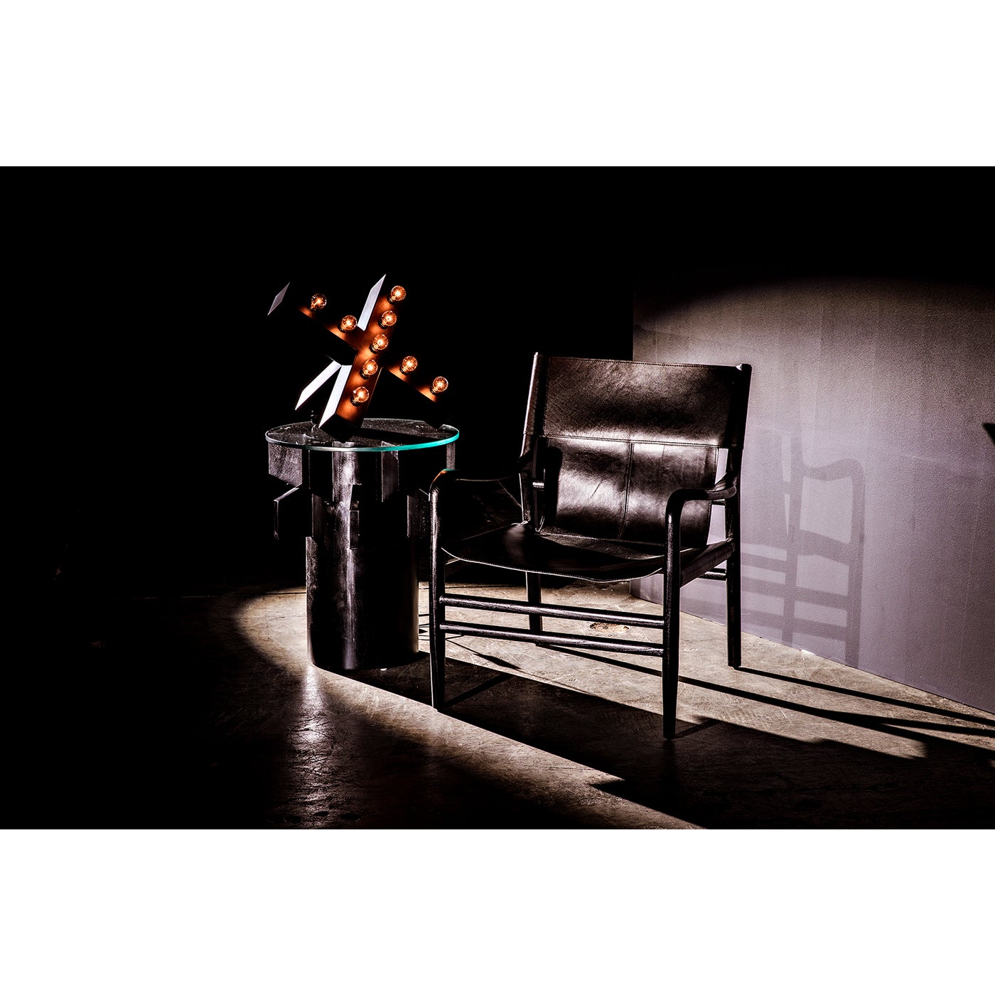 Noir Nolen Table Lamp