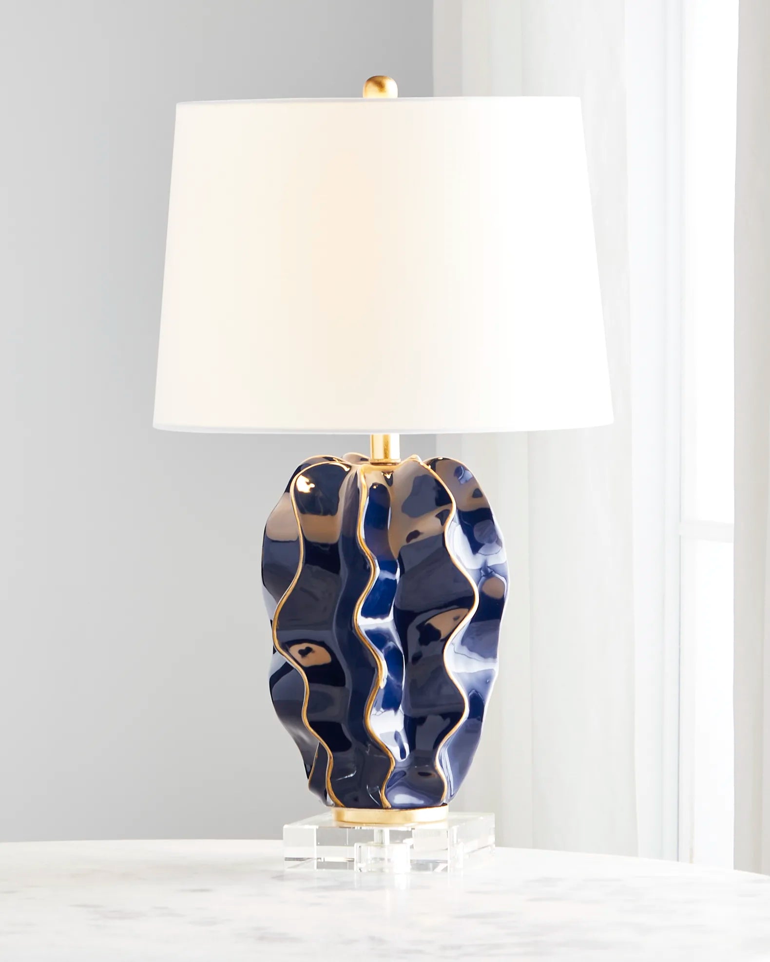 Old World Designs Hannah Wave Lamp