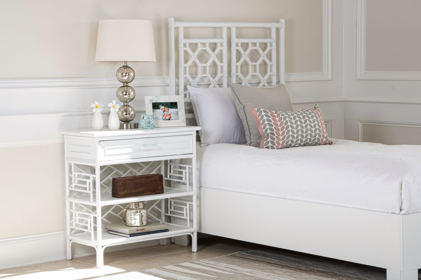 David Francis - Lattice Back Bed