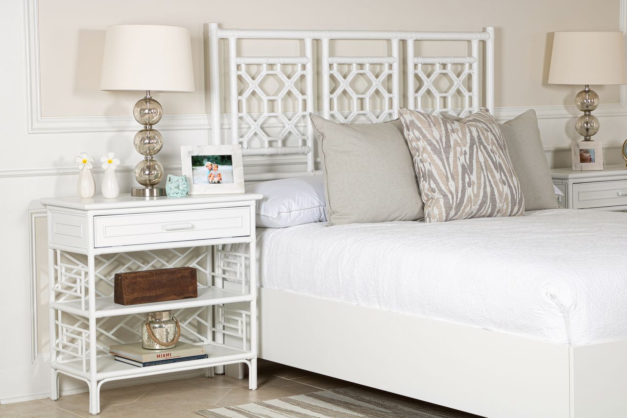 David Francis - Lattice Back Bed